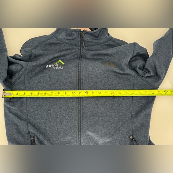 The North Face® Ladies’ Plus Size Skyline Full-Zip Fleece Jacket - Picture 7 of 14